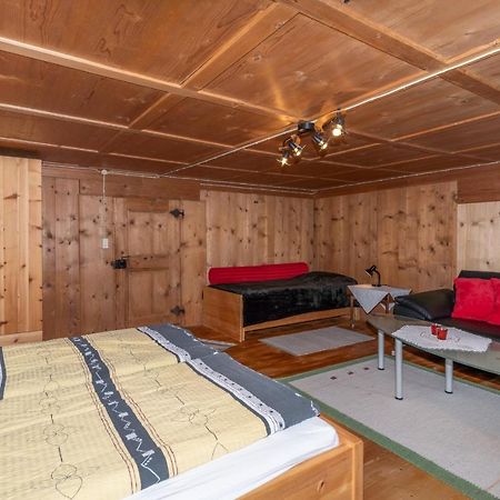 Haus Holzwurm Leilighet Raggal Eksteriør bilde